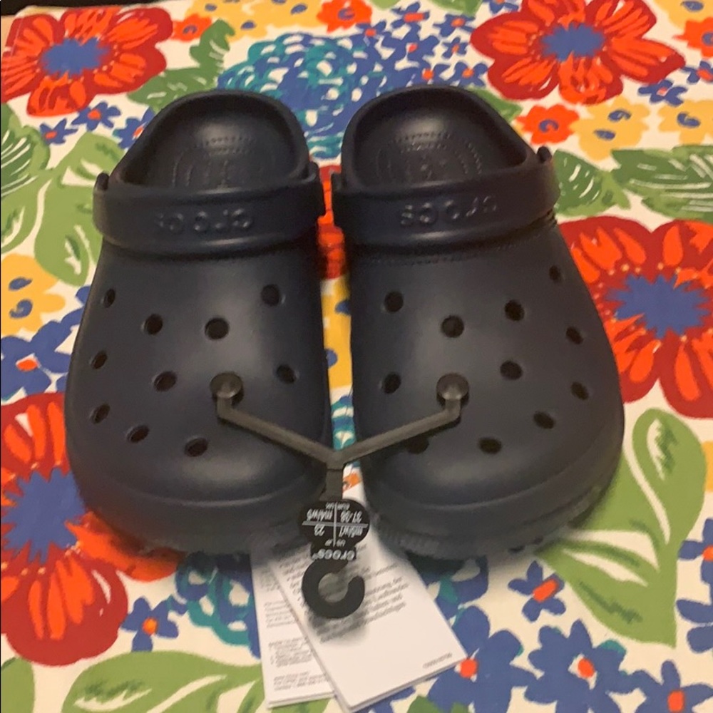 NWT Crocs Coast Clogs